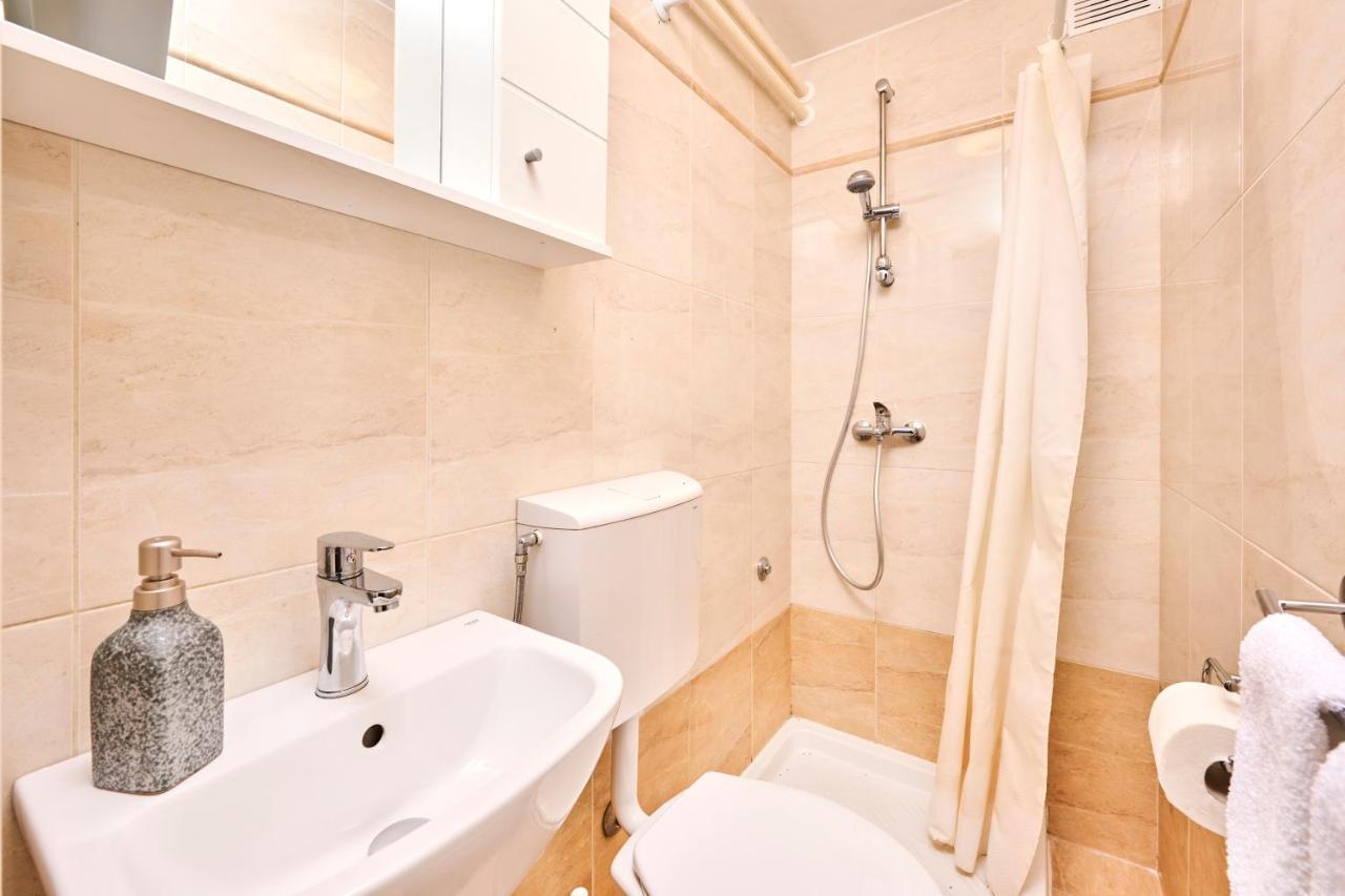 Lina Apartments Umag Eksteriør bilde